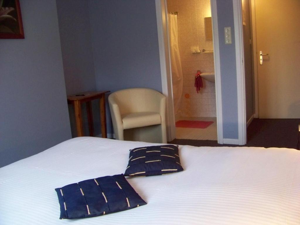 Auberge Le Vieux Moulin Bouillon Room photo